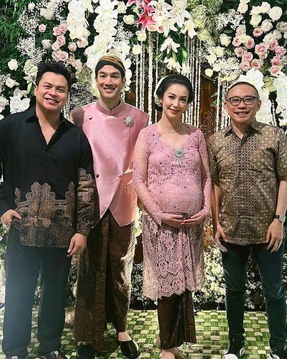 Instagram.com/vaelovexia